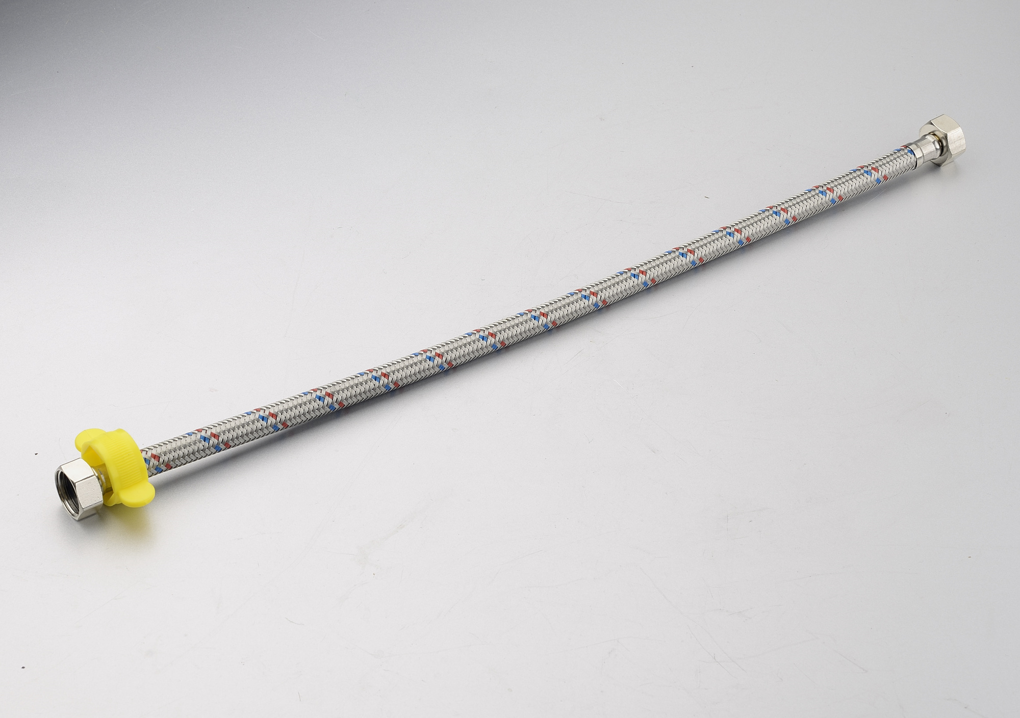 Подводка гибкая ProfECO для воды 300 см гайка-гайка 1/2-1/2 PE-FF300